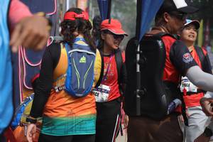 BIB: 
                            <button type="button" onclick="openModal(8251785)" class="btn btn-primary btn-sm float-right btn-popup" data-toggle="modal" data-target=".modal-high-quality">
                        <i class="fas fa-shopping-cart"></i> Add to Cart
                    </button>
                                            <button type="button" onclick="isThisMe(8251785, true)" class="btn btn-success btn-sm float-right btn-popup btn-isme hidden" data-toggle="tooltip" data-placement="bottom" title="นี่คือรูปของคุณใช่ไหม คลิกที่นี่เพื่อเอาเข้าอัลบั้ม">
                        <i class="fas fa-plus"></i> Add to album
                    </button>
                    <button type="button" onclick="isThisMe(8251785, false)" class="btn btn-warning btn-sm float-right btn-popup btn-isnotme hidden">
                        <i class="fas fa-ban"></i> Remove from album
                    </button>